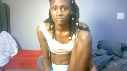 maskgang001 online show from September 25, 2:48 am