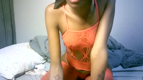 maskgang001 online show from October 3, 3:03 am