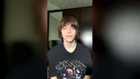 masonsilver_ online show from March 6, 11:39 am