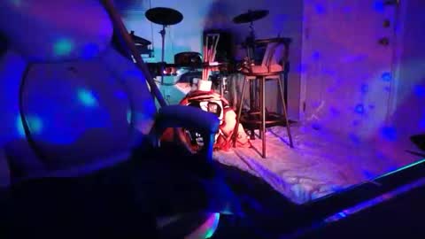 HappyZending online show from November 13, 2:21 am