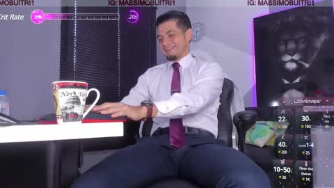 Snapshot of massimo_g chatting on December 4, 2:04 pm I am Massimo online show from December 4, 2:04 pm