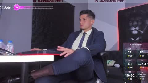 Snapshot of massimo_g chatting on December 12, 2:26 am I am Massimo online show from December 12, 2:26 am