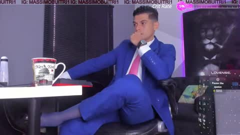 Snapshot of massimo_g chatting on March 7, 2:23 pm I am Massimo online show from March 7, 2:23 pm