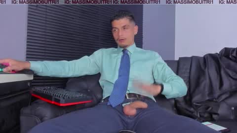 I am Massimo online show from March 14, 11:32 pm