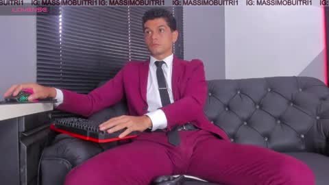 I am Massimo online show from May 11, 2:01 pm