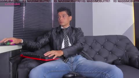 I am Massimo online show from May 13, 12:35 pm
