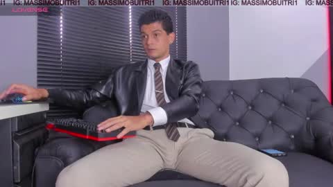 I am Massimo online show from May 16, 12:48 pm