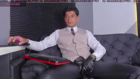 I am Massimo online show from July 1, 12:45 am