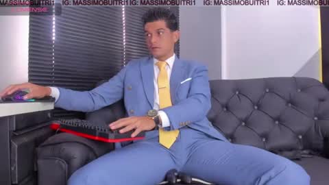 I am Massimo online show from July 3, 12:44 pm
