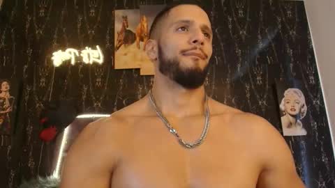 massimo_greco2 online show from October 28, 9:39 pm