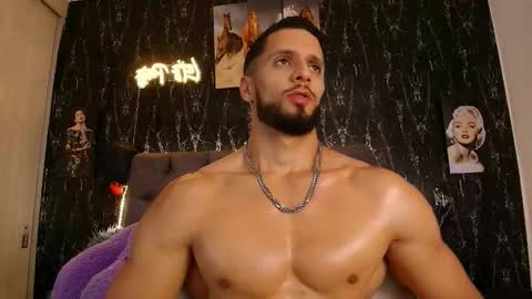 Snapshot of massimo_greco2 chatting on March 25, 9:43 pm massimo_greco2 online show from March 25, 9:43 pm