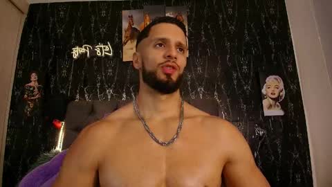 Snapshot of massimo_greco2 chatting on March 26, 10:15 pm massimo_greco2 online show from March 26, 10:15 pm