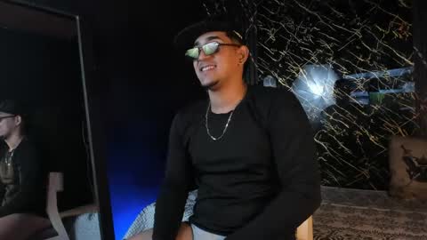 Snapshot of massimo_vidal chatting on May 2, 7:41 pm massimo_vidal online show from May 2, 7:41 pm