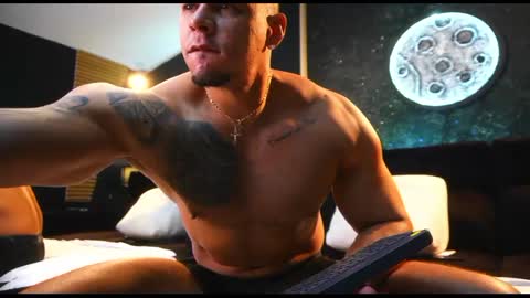 massimowalton2 online show from November 2, 12:07 pm