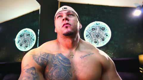 massimowalton2 online show from November 16, 2:06 am