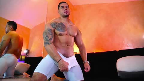 massimowalton2 online show from March 4, 3:18 pm