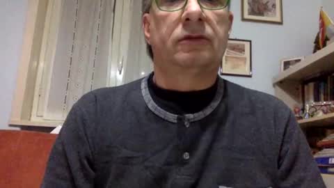 Snapshot of massimoxgiulia chatting on December 25, 3:50 am massimoxgiulia online show from December 25, 3:50 am
