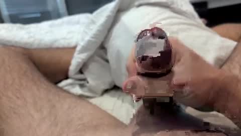 Snapshot of massive1oad chatting on December 29, 9:17 am massive1oad online show from December 29, 9:17 am