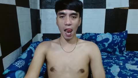 massive_boner02 online show from January 8, 4:26 am