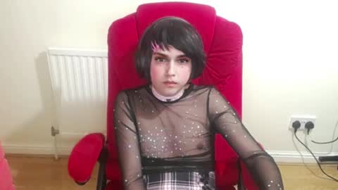 master_and_doll_ online show from February 28, 11:56 pm