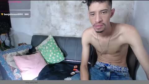 Snapshot of master_and_sumisse chatting on December 17, 1:44 am master and sumisse online show from December 17, 1:44 am