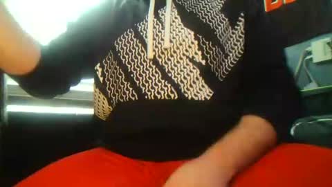Snapshot of master_b8_ chatting on January 4, 6:09 pm william online show from January 4, 6:09 pm