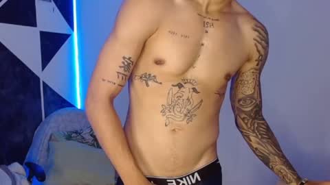 master_black777 online show from September 14, 12:32 am