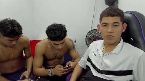 master_boy28 online show from December 21, 7:03 am