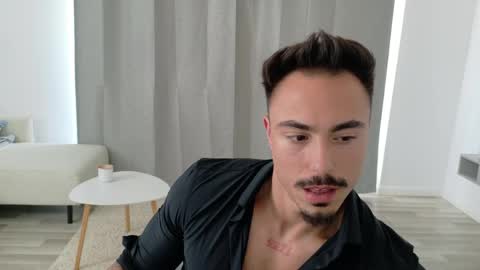 Snapshot of master_lukass chatting on May 12, 1:19 pm master_lukass online show from May 12, 1:19 pm