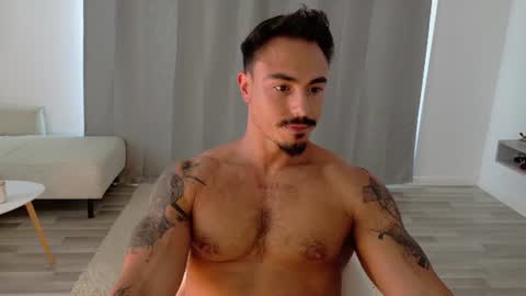 master_lukass online show from August 9, 1:16 pm