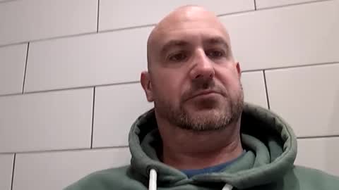 Snapshot of masterclass69er chatting on April 2, 5:21 pm Bob online show from April 2, 5:21 pm