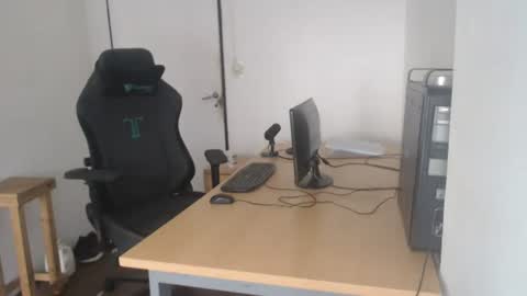 Masterdomfuck online show from June 13, 3:32 pm