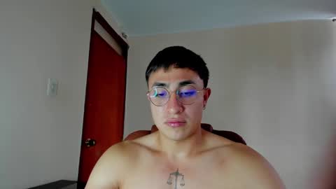 masterfiterotic online show from February 8, 6:55 pm