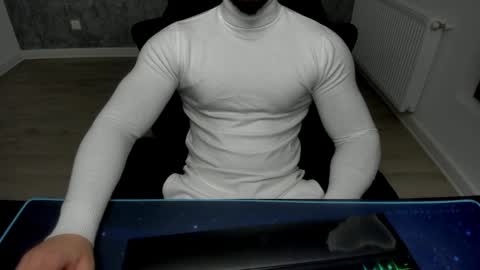 Snapshot of masterkingmuscle chatting on December 29, 7:11 pm masterkingmuscle online show from December 29, 7:11 pm