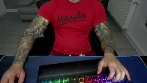 Snapshot of masterkingmuscle chatting on January 22, 9:10 pm masterkingmuscle online show from January 22, 9:10 pm