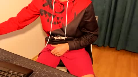 Snapshot of mastermiko chatting on December 21, 10:17 am Silly Rabbit online show from December 21, 10:17 am