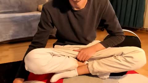 Snapshot of mastermiko chatting on March 26, 8:20 am Silly Rabbit online show from March 26, 8:20 am