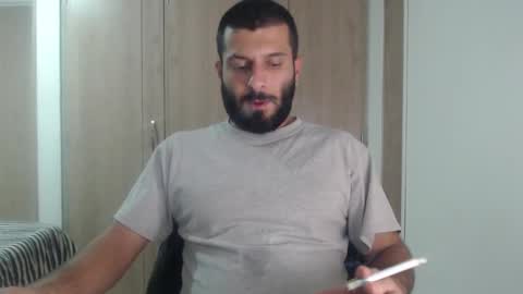 Snapshot of masterofinfatuation chatting on December 12, 12:48 am   online show from December 12, 12:48 am