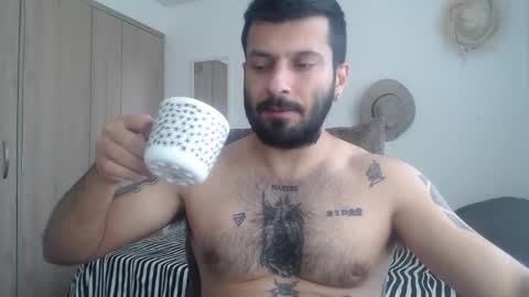 Snapshot of masterofinfatuation chatting on January 21, 12:50 pm   online show from January 21, 12:50 pm