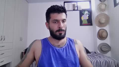 Snapshot of masterofinfatuation chatting on March 1, 3:49 pm   online show from March 1, 3:49 pm