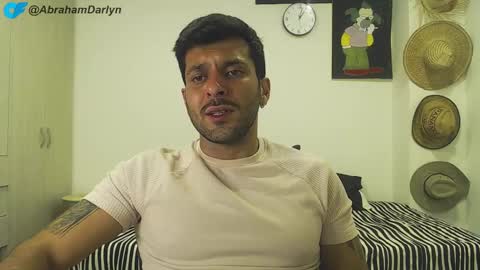 Snapshot of masterofinfatuation chatting on March 8, 2:01 am   online show from March 8, 2:01 am