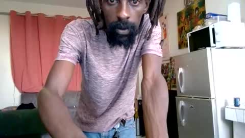 Marl online show from February 10, 2:54 pm