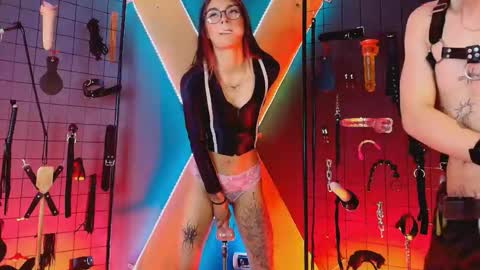 Snapshot of masterr_bdsm__ chatting on October 13, 12:38 pm masterr_bdsm__ online show from October 13, 12:38 pm