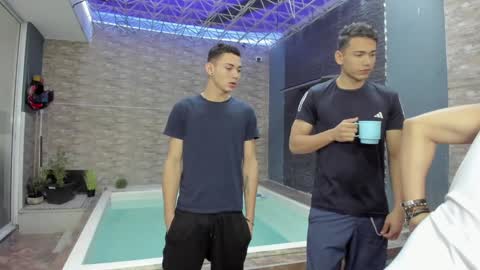 Team Cris Darwin- Fernando- Stiven- David online show from December 19, 11:29 am