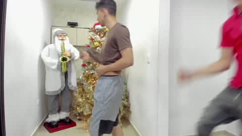 Team Cris Darwin- Fernando- Stiven- David online show from December 22, 11:22 am
