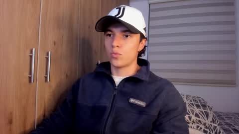 mastrangelo_x online show from December 17, 3:56 am