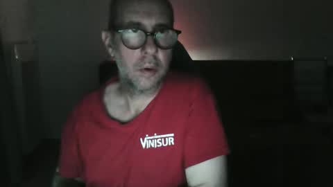 Snapshot of mat11efou chatting on October 19, 2:01 am mat11efou online show from October 19, 2:01 am