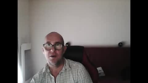 mat11efou online show from May 15, 8:43 am