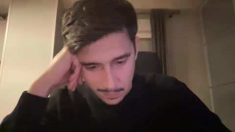 Aaron online show from February 15, 6:37 pm
