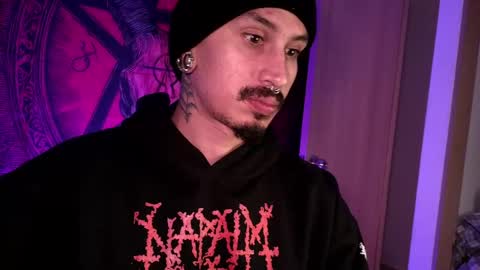 Mateo online show from April 4, 1:04 am